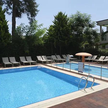 Ambassador & Hotel 4*