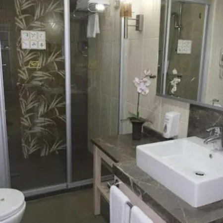 Ambassador & Hotell Antalya